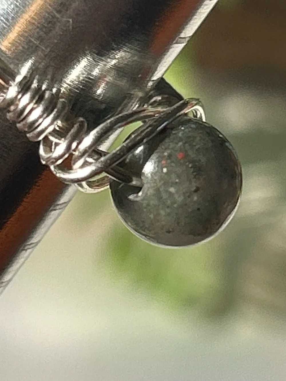 💍 Handcrafted Silver Tone Copper Wire-Wrapped Ring with Bloodstone Bead